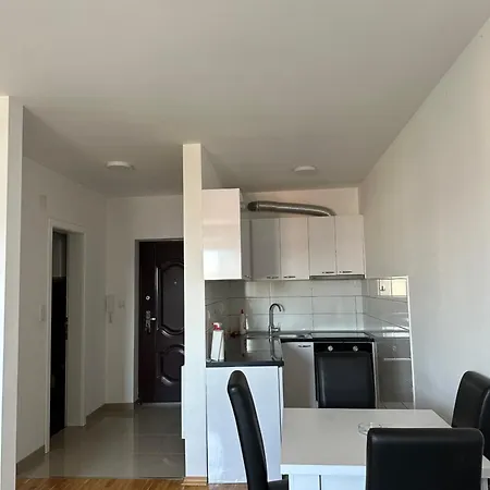 Stan U Bijeljini- Iznajmljivanje Apartamento Bijeljina
